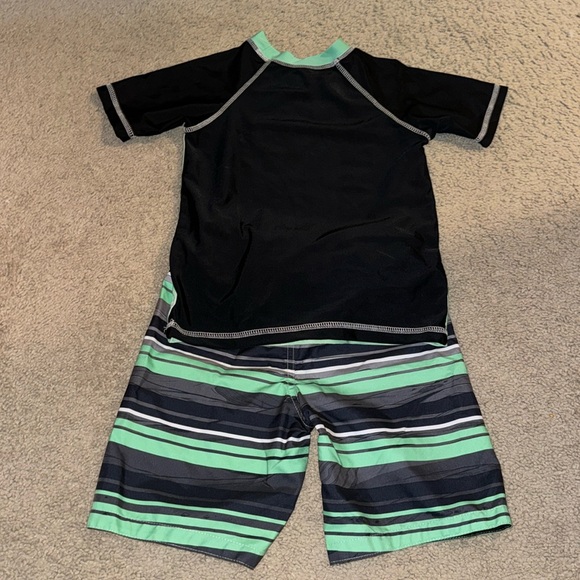 Star Wars rash guard swim set size small - Picture 3 of 4